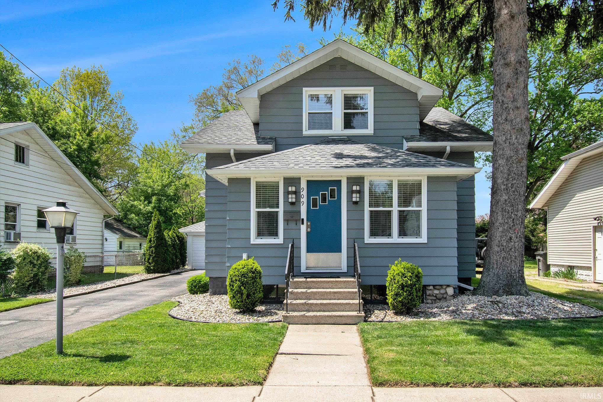 Elkhart, Indiana 46514, United States, 4 Bedrooms Bedrooms, ,2 BathroomsBathrooms,Residential,Pending,154692