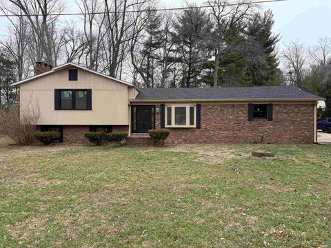Photo of 1718 Ridgeway Avenue, Vincennes, IN 47591 (MLS # 202602353)
