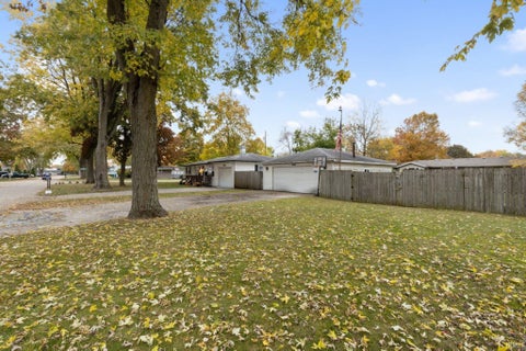 Tiny photo for 59579 Dushane Avenue, Elkhart, IN 46517 (MLS # 202644927)