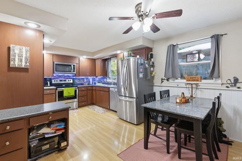 Tiny photo for 59579 Dushane Avenue, Elkhart, IN 46517 (MLS # 202644927)