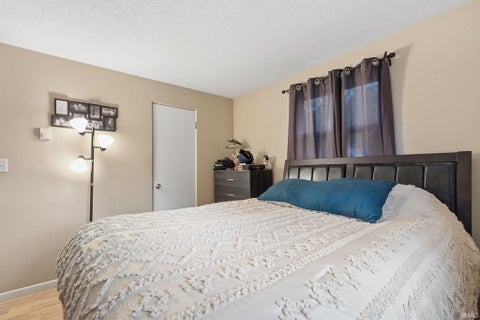 Tiny photo for 59579 Dushane Avenue, Elkhart, IN 46517 (MLS # 202644927)