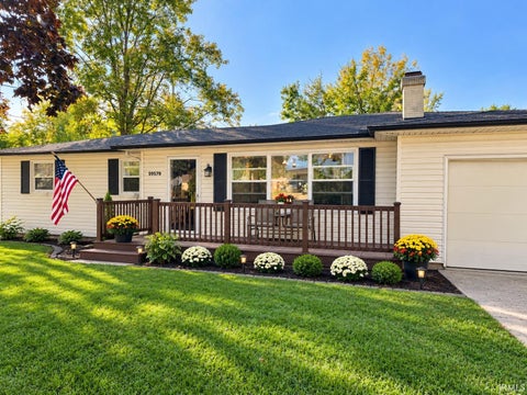 Photo of 59579 Dushane Avenue, Elkhart, IN 46517 (MLS # 202644927)