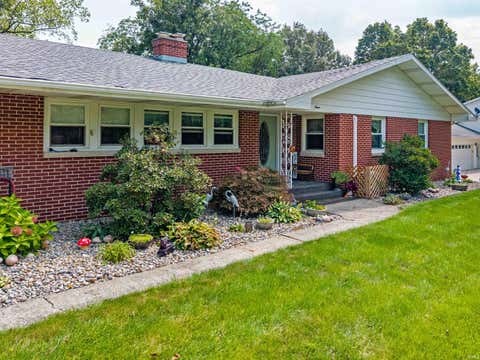 Photo of 12 Grove Park Drive, Columbia City, IN 46725 (MLS # 202635214)