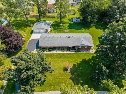 Tiny photo for 12 Grove Park Drive, Columbia City, IN 46725 (MLS # 202635214)