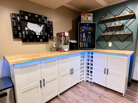 Tiny photo for 908 Arthur Street, Rochester, IN 46975 (MLS # 202540692)