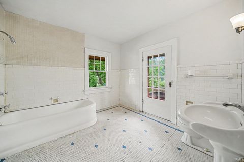 Tiny photo for 1408 Marquette Boulevard, South Bend, IN 46617 (MLS # 202628825)