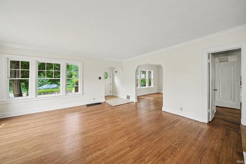 Tiny photo for 1408 Marquette Boulevard, South Bend, IN 46617 (MLS # 202628825)