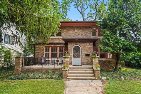 Photo of 1408 Marquette Boulevard, South Bend, IN 46617 (MLS # 202628825)