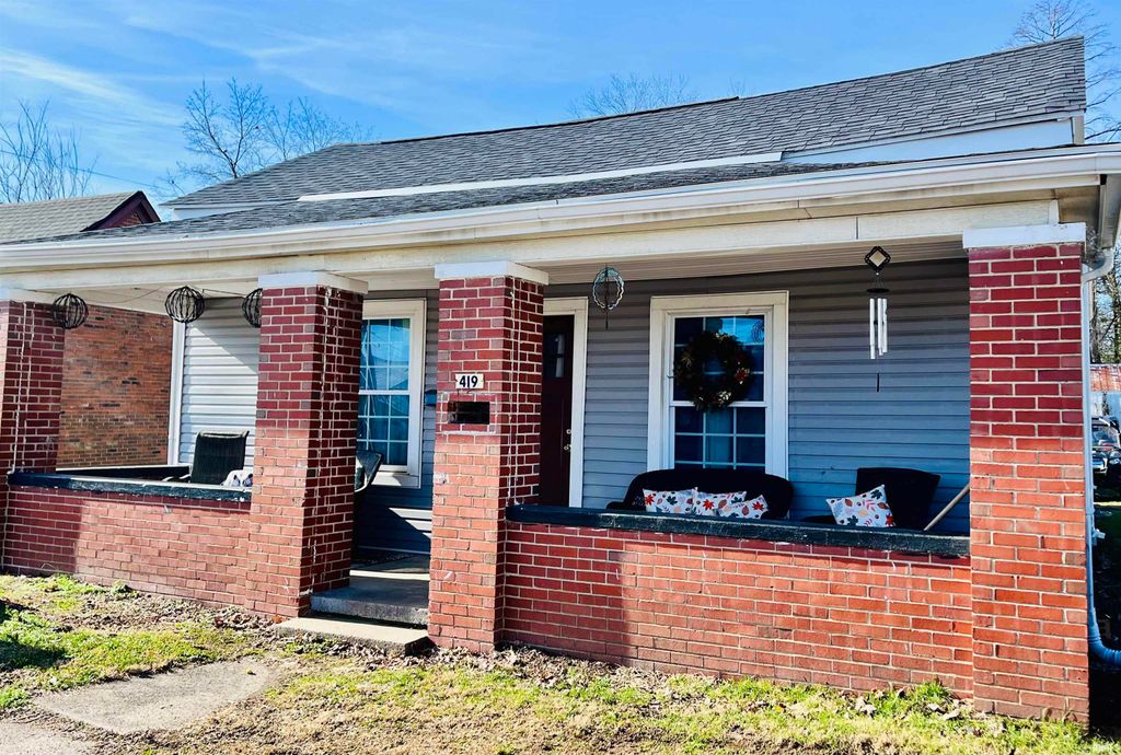 Photo of 419 S Third Street, Boonville, IN 47601 (MLS # 202549876)