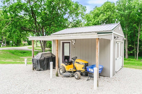 Tiny photo for 2415 W Fountain Drive, Bloomington, IN 47404 (MLS # 202631408)