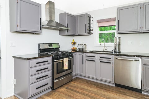 Tiny photo for 2415 W Fountain Drive, Bloomington, IN 47404 (MLS # 202631408)