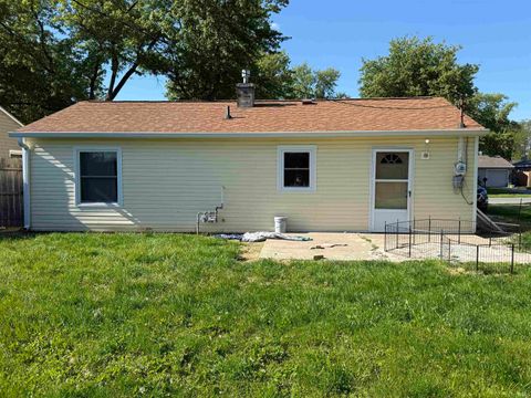 Tiny photo for 1805 W Wenlock Drive, Marion, IN 46952 (MLS # 202618371)