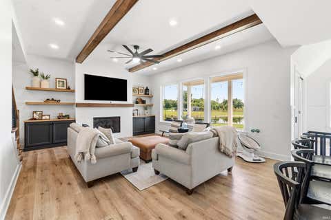 Tiny photo for 610 Sandringham Pass, Fort Wayne, IN 46845 (MLS # 202635205)