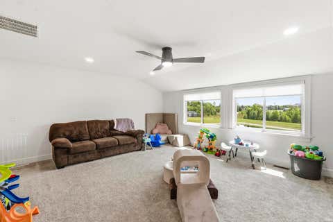 Tiny photo for 610 Sandringham Pass, Fort Wayne, IN 46845 (MLS # 202635205)