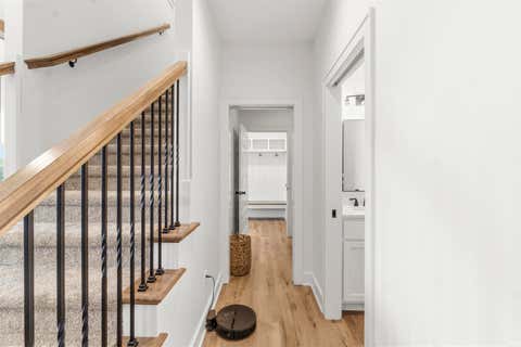 Tiny photo for 610 Sandringham Pass, Fort Wayne, IN 46845 (MLS # 202635205)