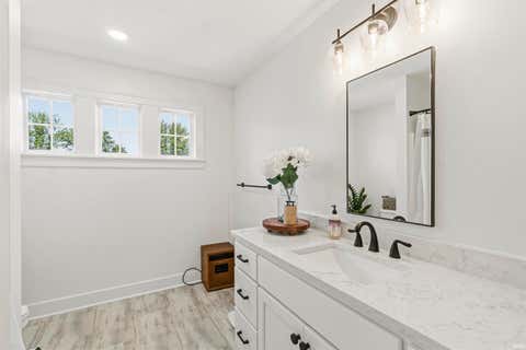 Tiny photo for 610 Sandringham Pass, Fort Wayne, IN 46845 (MLS # 202635205)