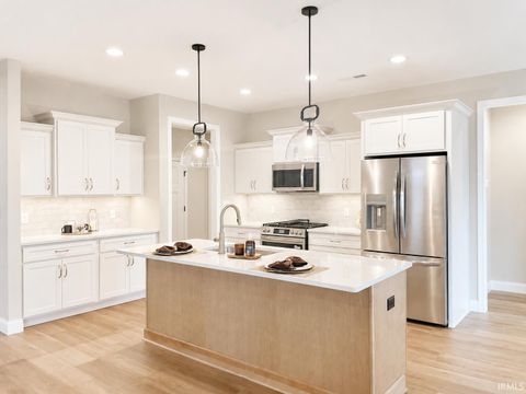 Tiny photo for 889 Ravenstone Drive, Lafayette, IN 47909 (MLS # 202607197)