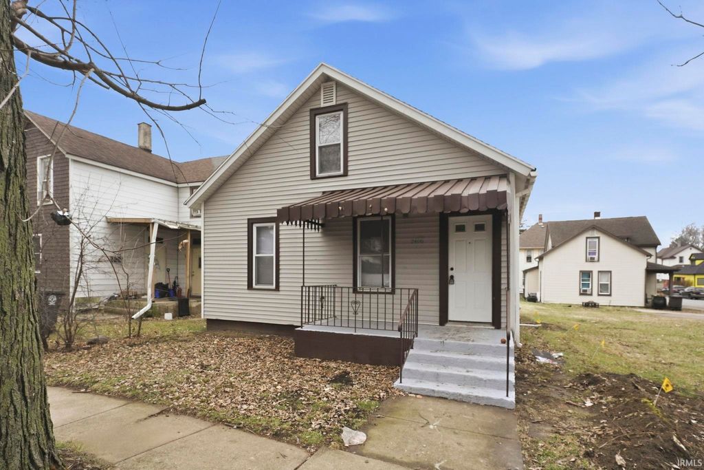 Photo of 2406 Miner Street, Fort Wayne, IN 46807 (MLS # 202600258)