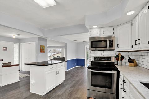 Tiny photo for 1609 Greenacres Drive, Kokomo, IN 46901 (MLS # 202611255)