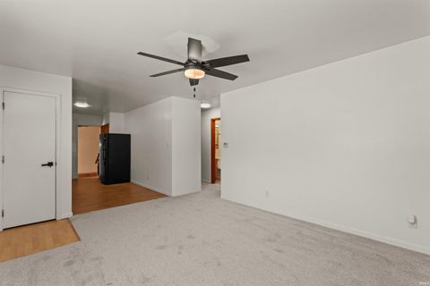 Tiny photo for 2137 N Waugh Street, Kokomo, IN 46901 (MLS # 202548061)