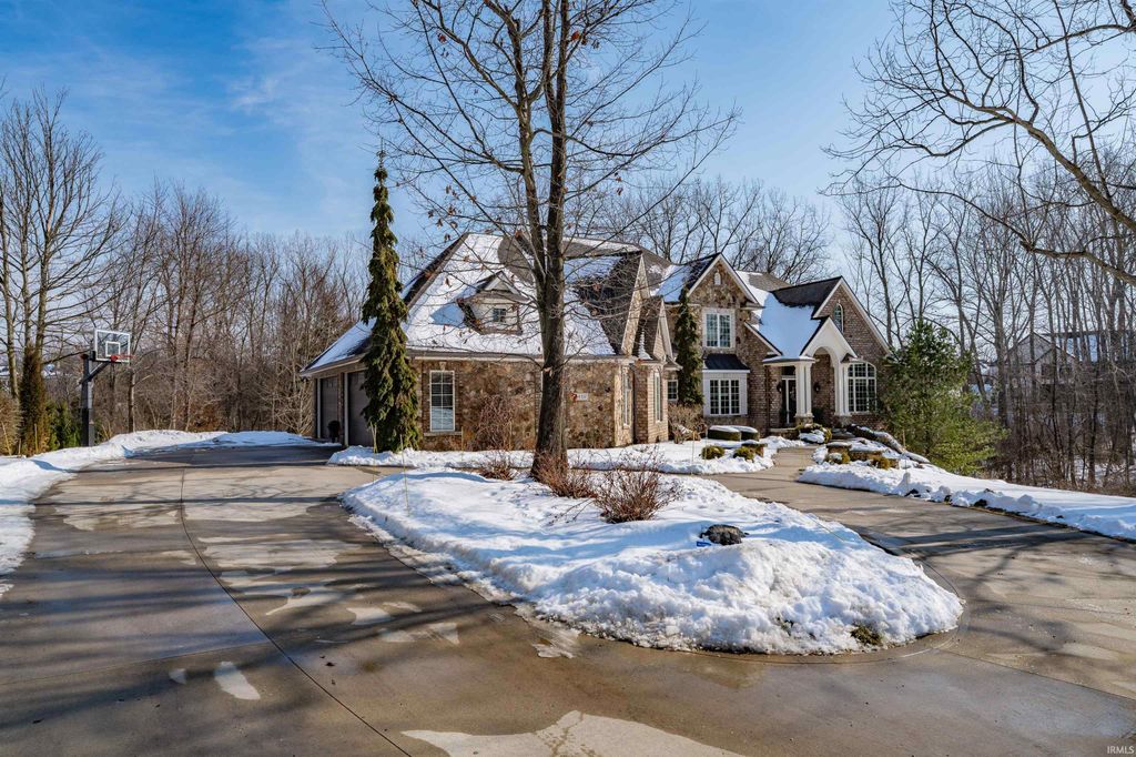 Photo of 14511 Egrets Court, Fort Wayne, IN 46814 (MLS # 202604583)