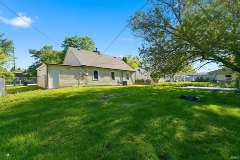 Tiny photo for 409 W Cox Drive, Fort Wayne, IN 46807 (MLS # 202618489)