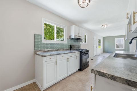 Tiny photo for 409 W Cox Drive, Fort Wayne, IN 46807 (MLS # 202618489)