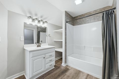 Tiny photo for 409 W Cox Drive, Fort Wayne, IN 46807 (MLS # 202618489)