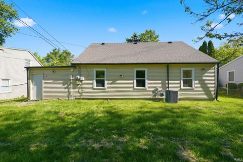 Tiny photo for 409 W Cox Drive, Fort Wayne, IN 46807 (MLS # 202618489)