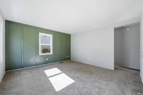 Tiny photo for 409 W Cox Drive, Fort Wayne, IN 46807 (MLS # 202618489)