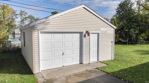 Tiny photo for 508 Freeman Drive, Monticello, IN 47960 (MLS # 202623209)