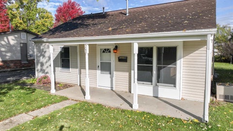 Tiny photo for 508 Freeman Drive, Monticello, IN 47960 (MLS # 202623209)
