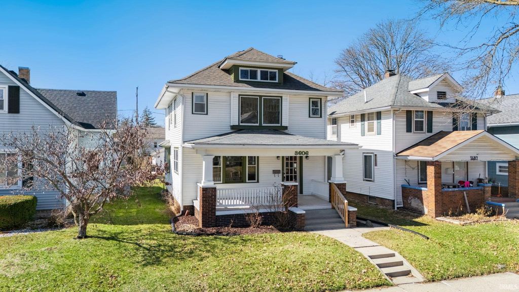 Photo of 3606 S Harrison Street, Fort Wayne, IN 46807 (MLS # 202607897)