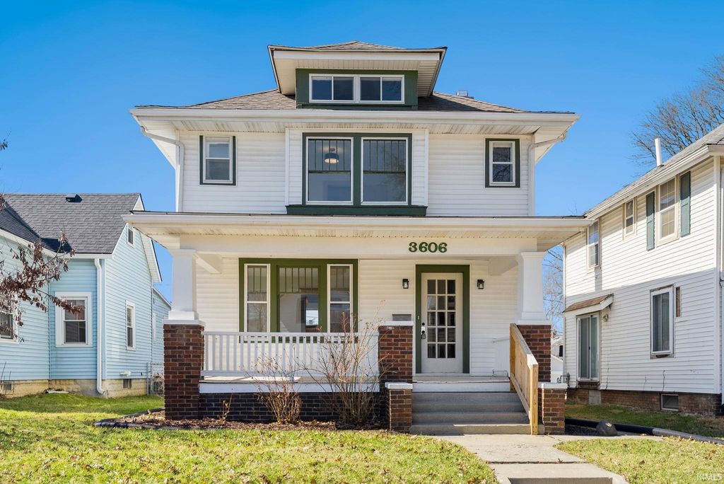 Photo of 3606 S Harrison Street, Fort Wayne, IN 46807 (MLS # 202607897)