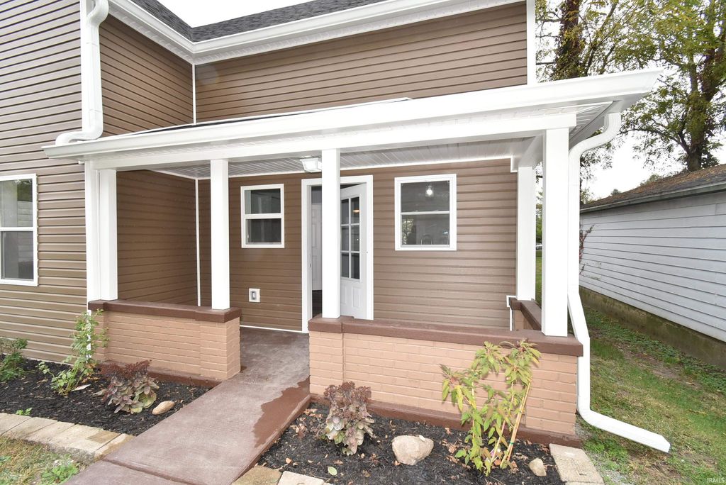 Photo of 211 N Chestnut Street, Earl Park, IN 47942 (MLS # 202542205)