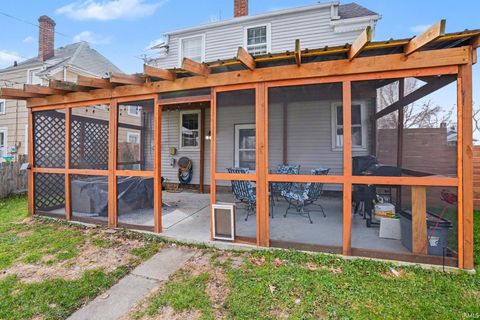 Tiny photo for 1901 E Donald Street, South Bend, IN 46613 (MLS # 202611140)