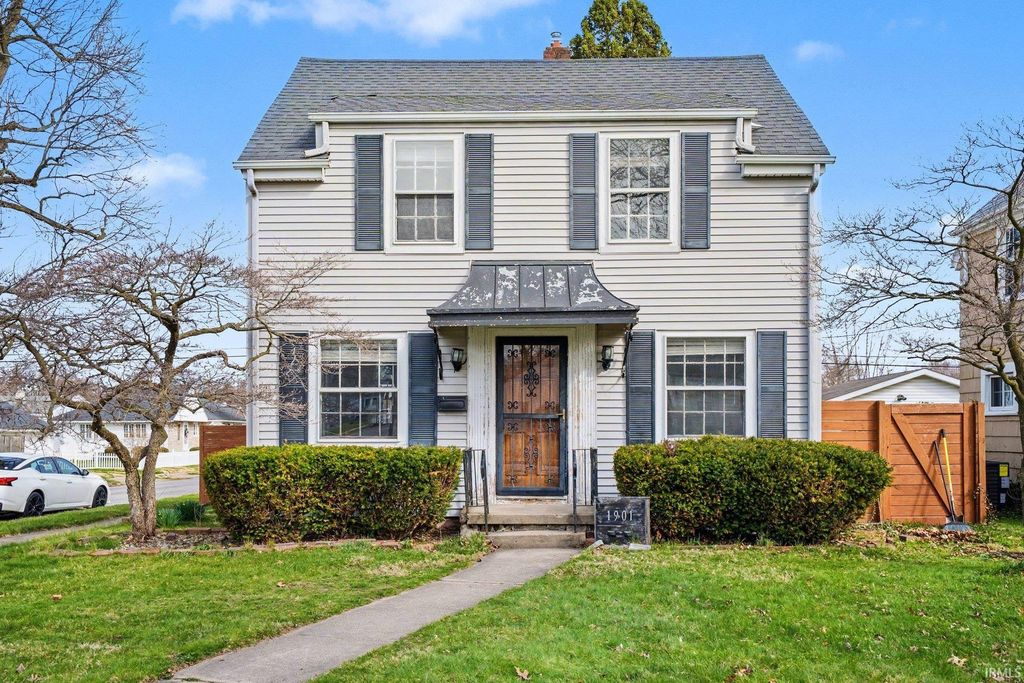 Photo of 1901 E Donald Street, South Bend, IN 46613 (MLS # 202611140)