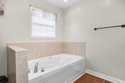 Tiny photo for 34 Kingfisher Circle, Lafayette, IN 47909 (MLS # 202625487)