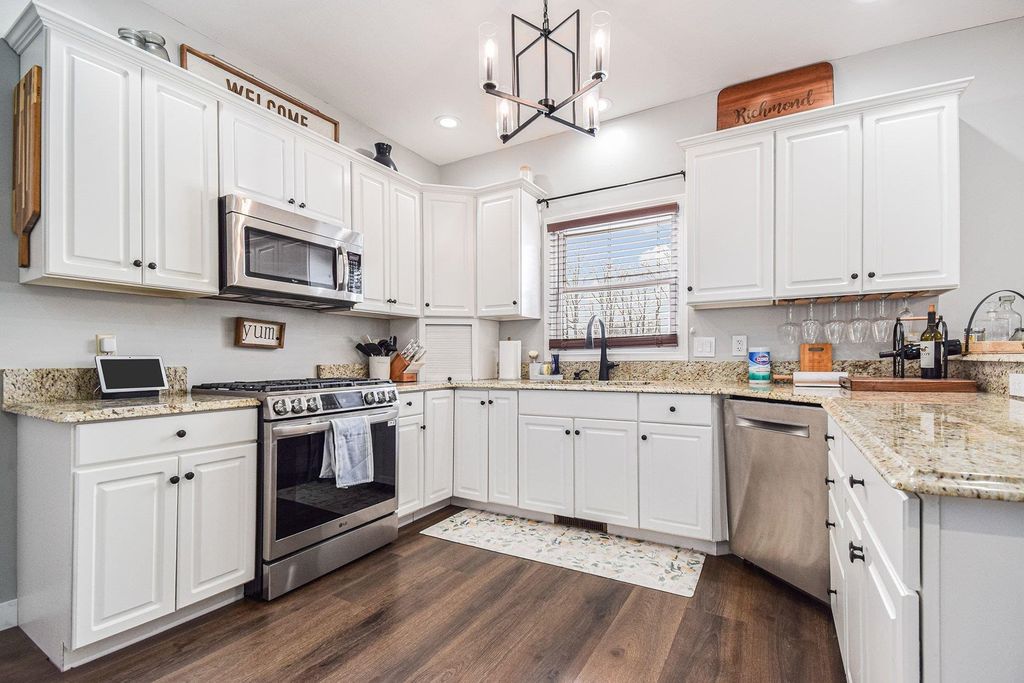 Photo of 3621 Oak Ridge Drive, Elkhart, IN 46517 (MLS # 202603635)