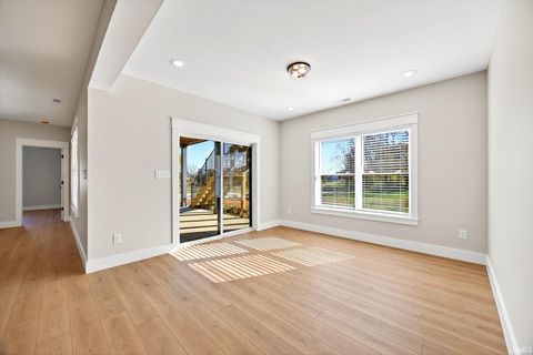 Tiny photo for 724 E Crestline Drive, Bloomington, IN 47401 (MLS # 202600198)