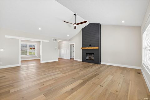 Tiny photo for 724 E Crestline Drive, Bloomington, IN 47401 (MLS # 202600198)