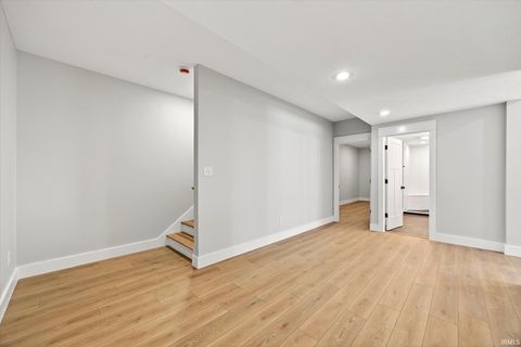 Tiny photo for 724 E Crestline Drive, Bloomington, IN 47401 (MLS # 202600198)