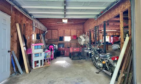 Tiny photo for 128 N Lake Cicott Drive, Logansport, IN 46947 (MLS # 202532294)