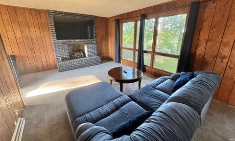 Tiny photo for 128 N Lake Cicott Drive, Logansport, IN 46947 (MLS # 202532294)