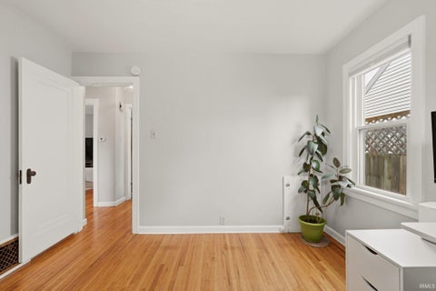 Tiny photo for 1102 Pemberton Drive, Fort Wayne, IN 46805 (MLS # 202643812)