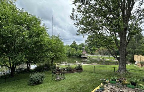 Tiny photo for 3108 E Charles Court, Bloomington, IN 47401 (MLS # 202545480)