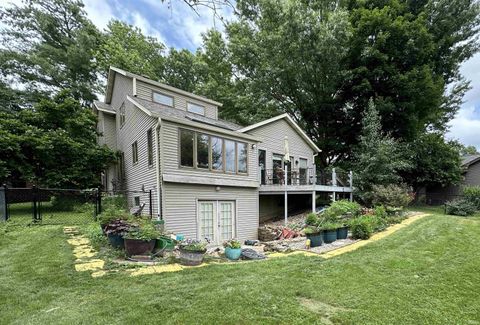 Tiny photo for 3108 E Charles Court, Bloomington, IN 47401 (MLS # 202545480)