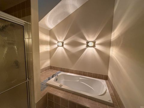 Tiny photo for 3108 E Charles Court, Bloomington, IN 47401 (MLS # 202545480)