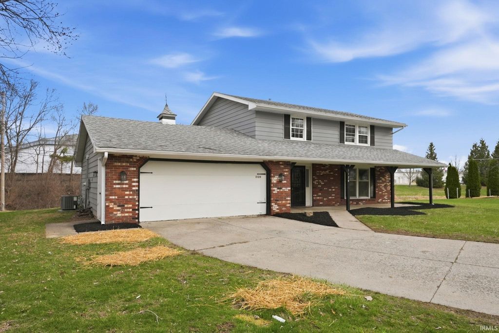 Photo of 5120 Daffodil Drive, Fort Wayne, IN 46804 (MLS # 202609420)