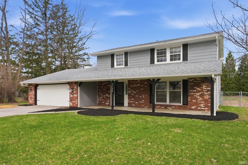 Photo of 5120 Daffodil Drive, Fort Wayne, IN 46804 (MLS # 202609420)